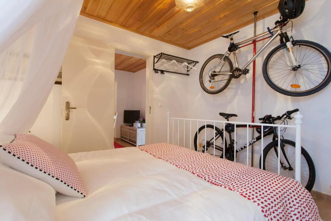 Alfama Charming Apt With 2 Free Bikes By Timecooler リスボン エクステリア 写真